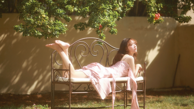 菩萨蛮·回文夏闺怨 苏轼