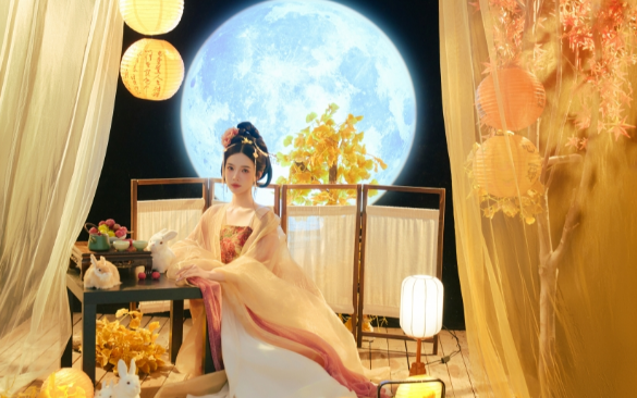 暮色中的炊烟  迟子建